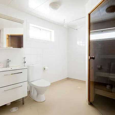 Spacious For 4 With Sauna * Espoo